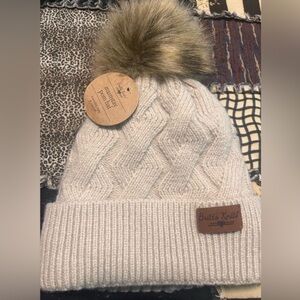 Sherpa Lined Cable Knit Pom Beanie Bundle
